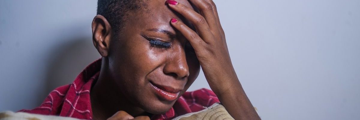 9 femme qui accepte de s'autoriser à pleurer